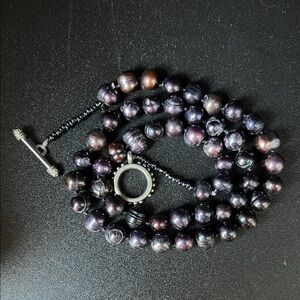 Vintage 21” Purple / Black Pearl Toggle Necklace